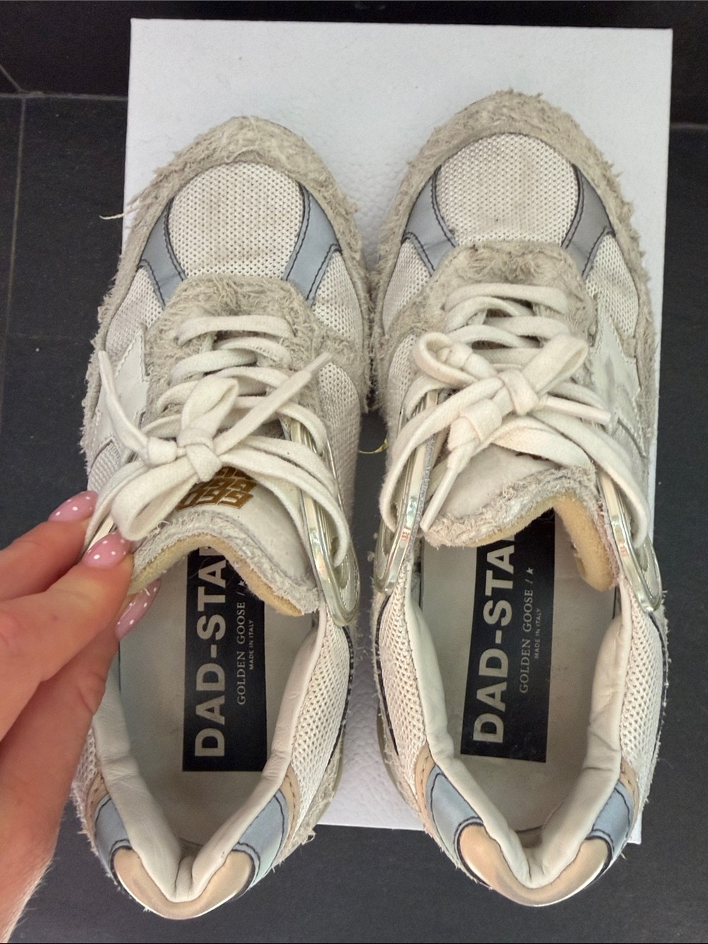Golden Goose Deluxe Brand Women’s Dad Star Sneakers in white / grey, size 35 - Picture 3 of 13